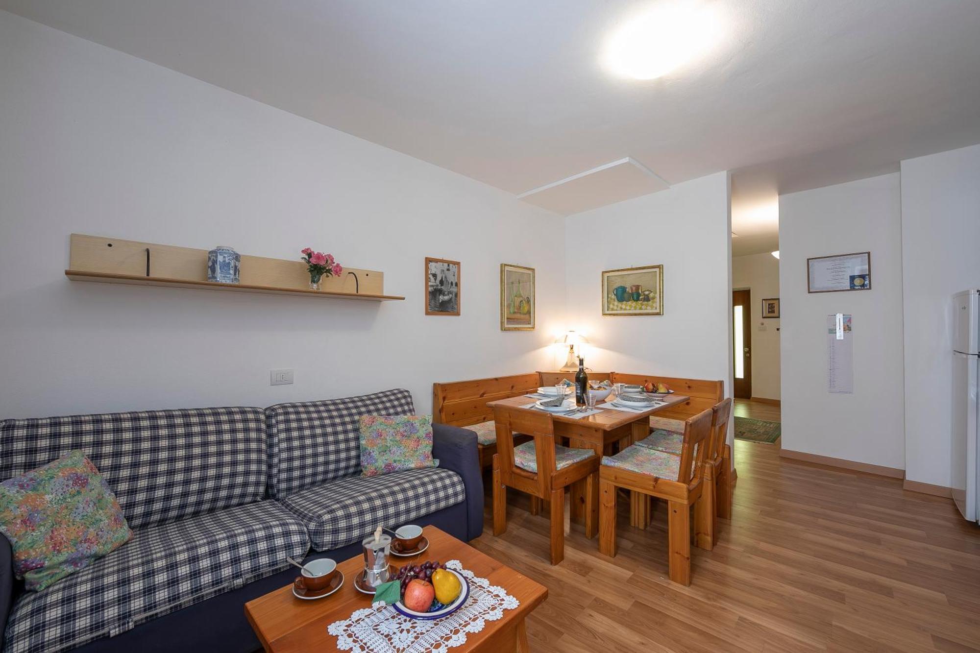 Appartamento Miorelli Torbole Sul Garda Ngoại thất bức ảnh