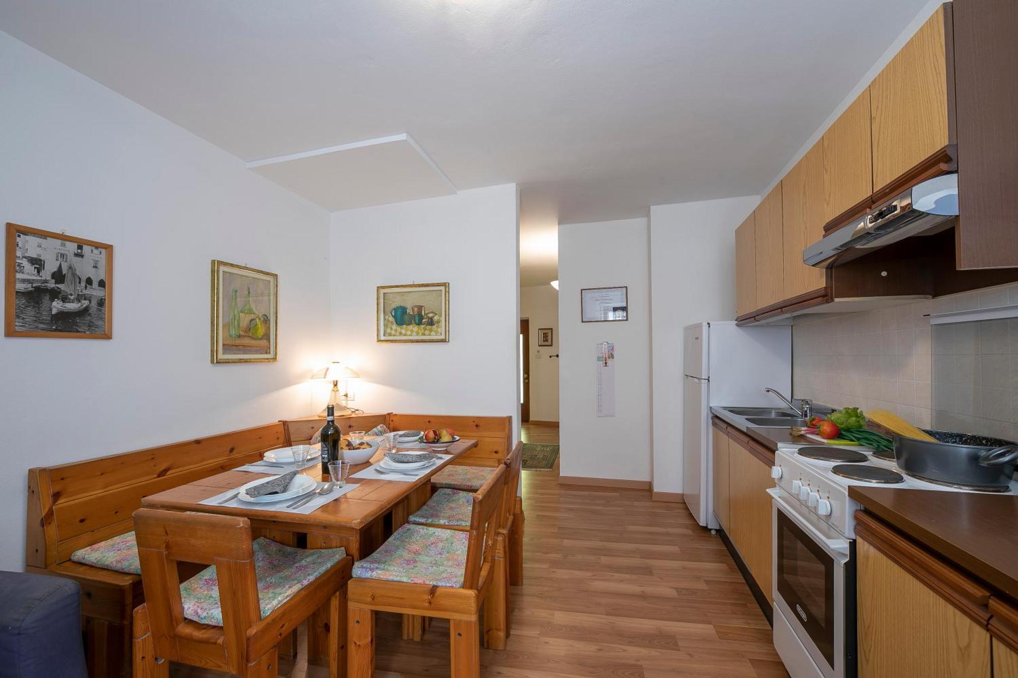 Appartamento Miorelli Torbole Sul Garda Ngoại thất bức ảnh